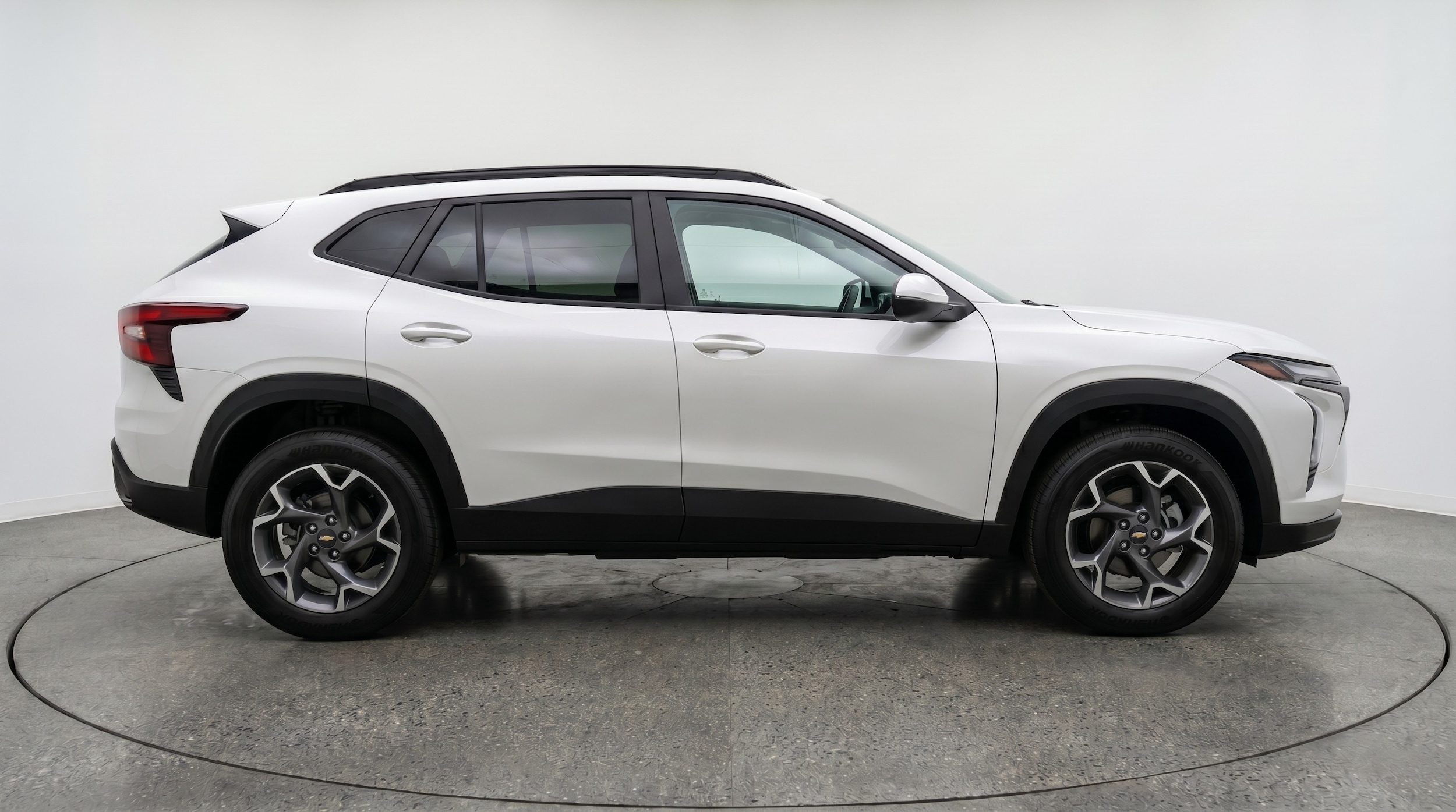 Thumbnail: 2025 Chevrolet Trax - 8