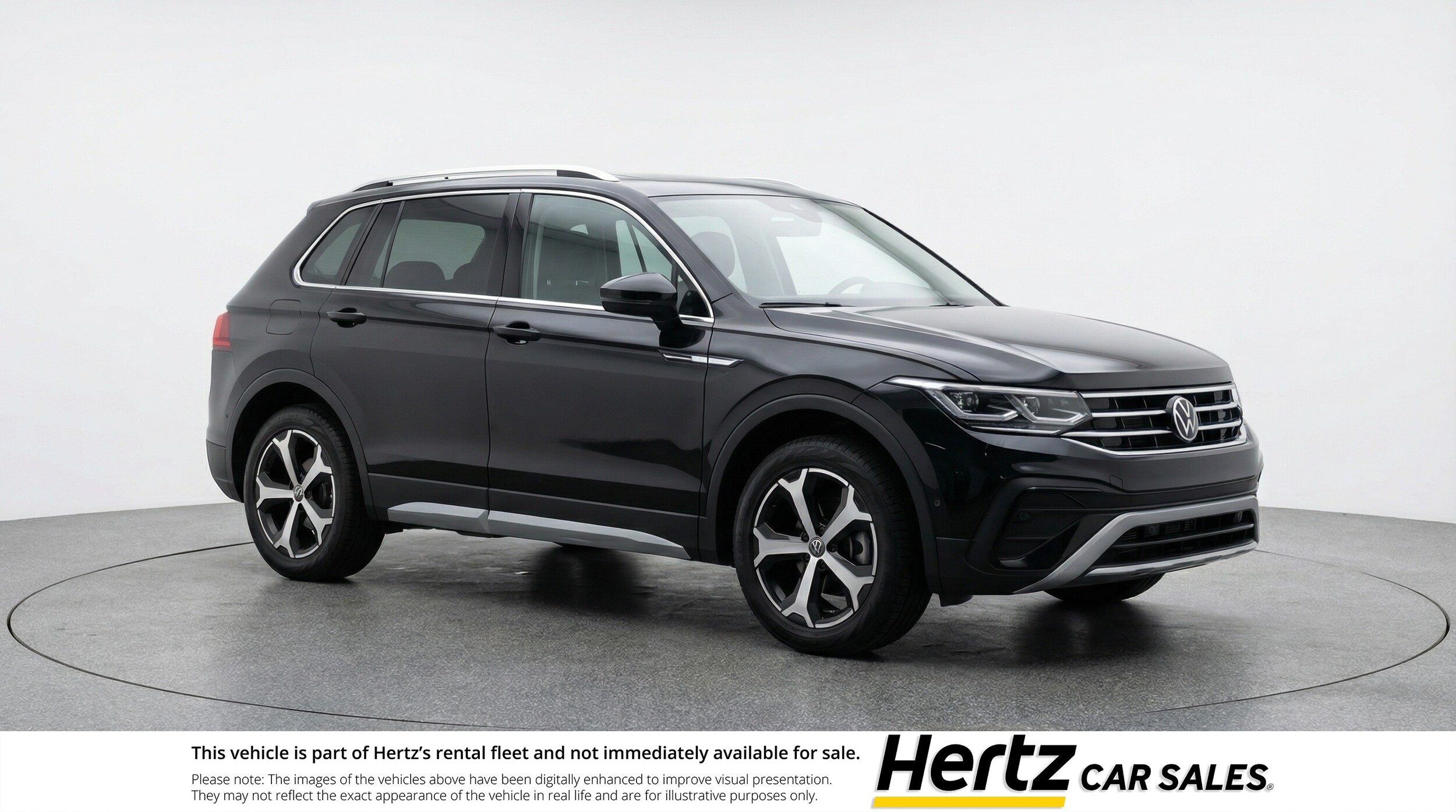 Thumbnail: 2026 Volkswagen Tiguan - 1