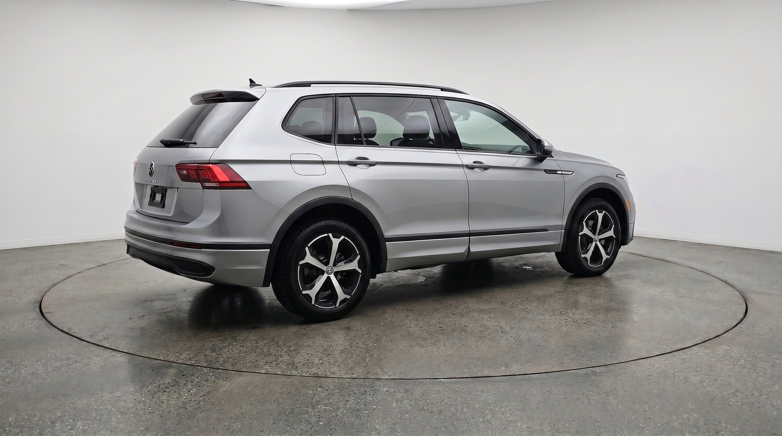 Thumbnail: 2026 Volkswagen Tiguan - 9
