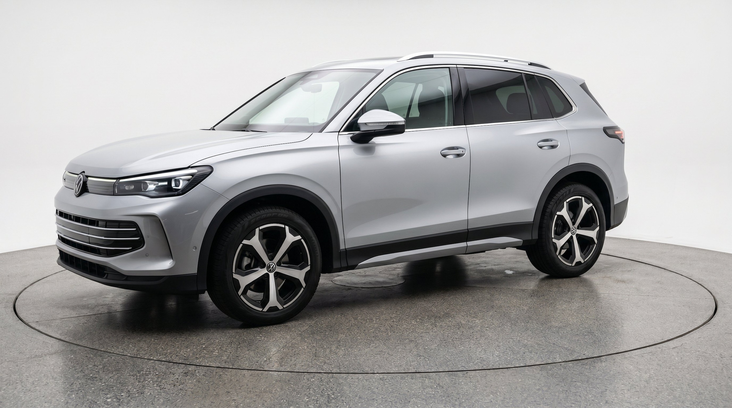 Thumbnail: 2026 Volkswagen Tiguan - 3