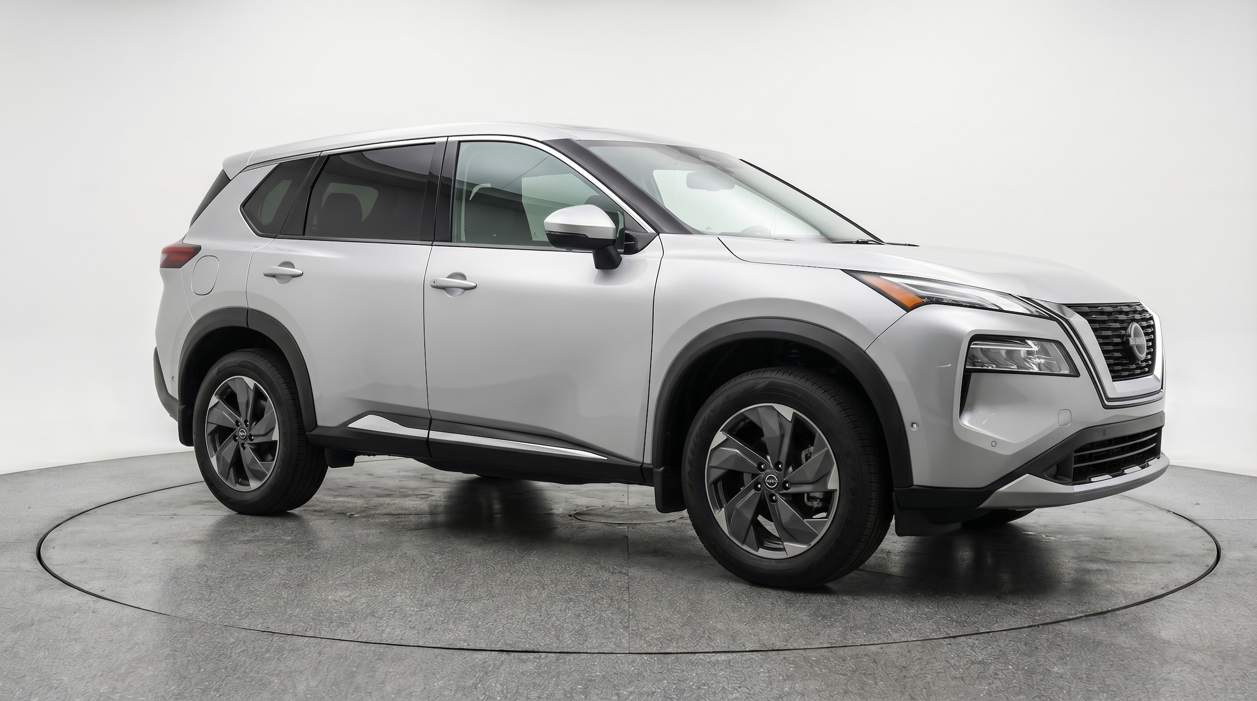 Thumbnail: 2025 Nissan Rogue - 1