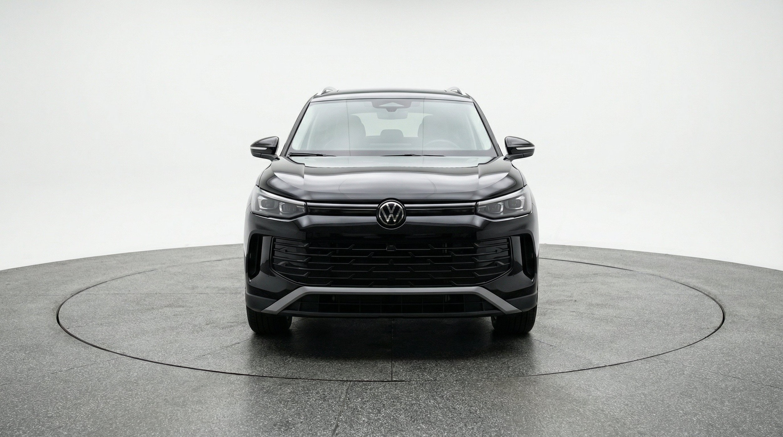 Thumbnail: 2026 Volkswagen Tiguan - 2