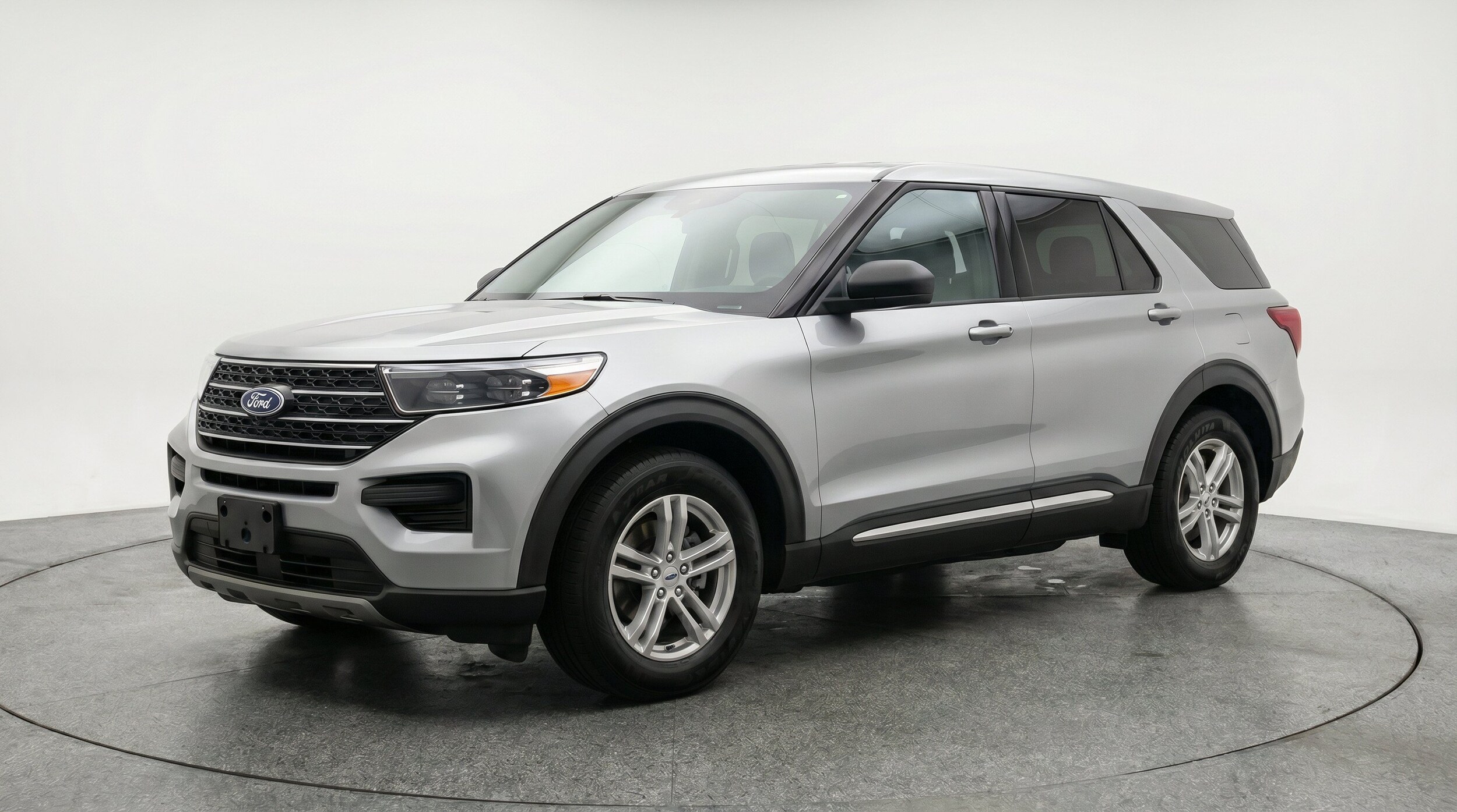 Thumbnail: 2024 Ford Explorer - 3
