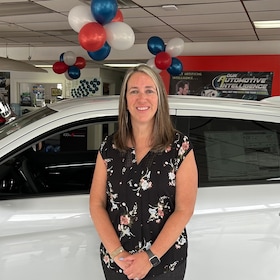 Staff member Mary Jo DuBois from ID_f80b2a