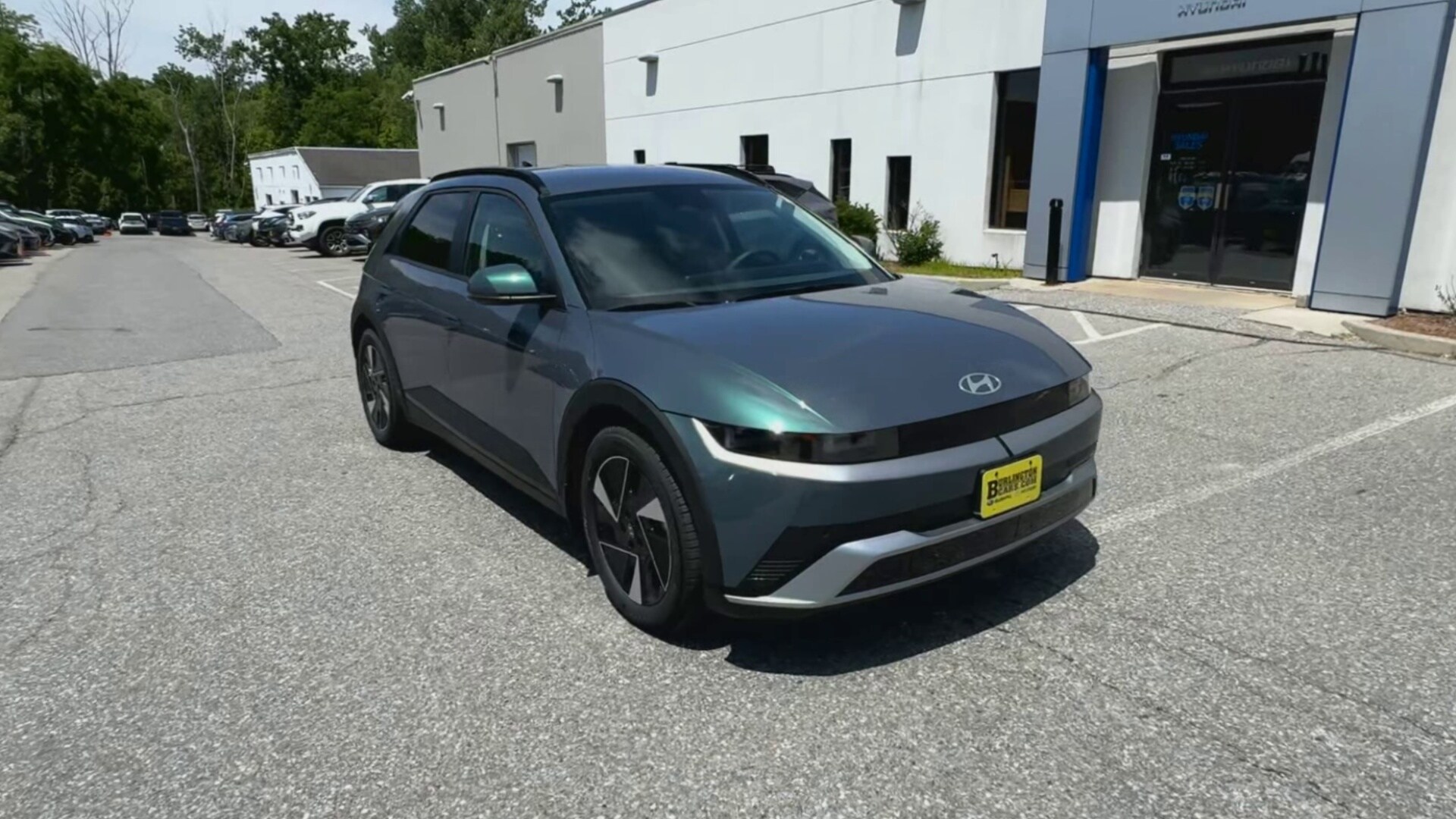 2025 Hyundai Ioniq 5 SEL photo 2