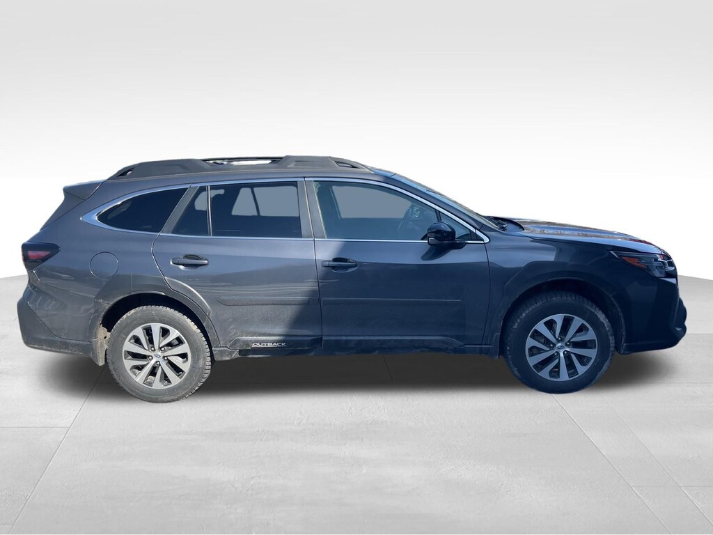 Used 2023 Subaru Outback Premium SUV