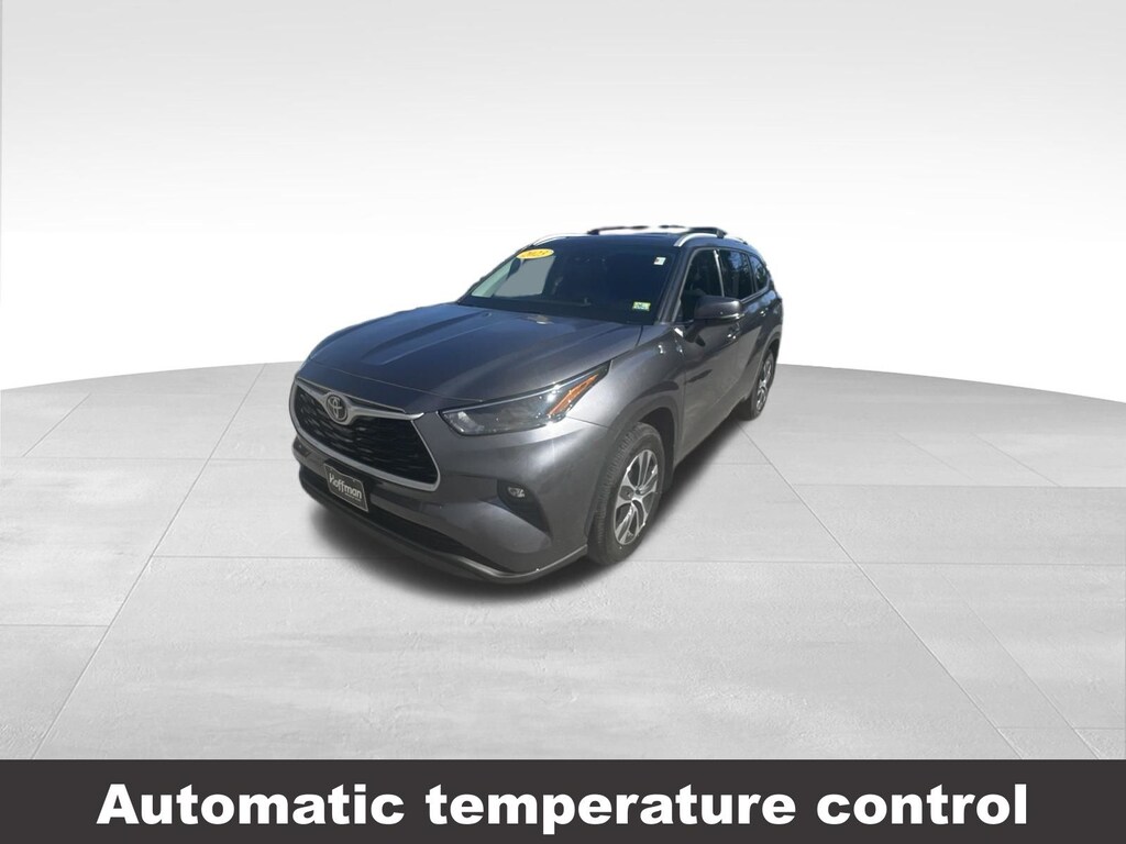 Used 2022 Toyota Highlander XLE SUV