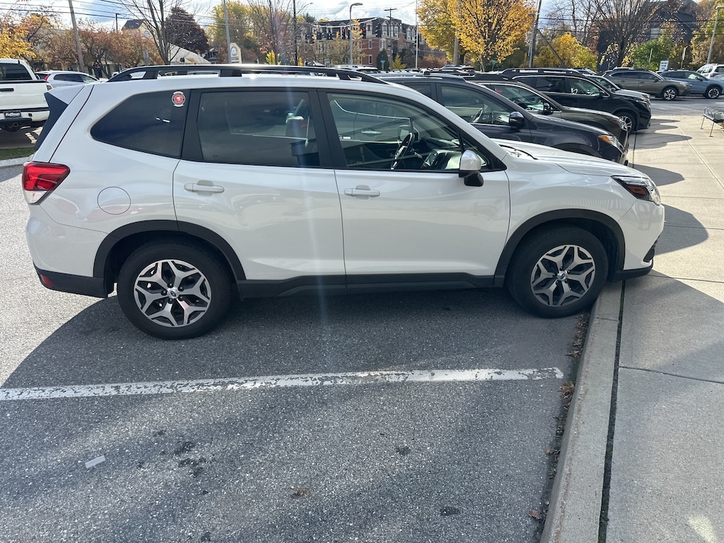 Used 2023 Subaru Forester Premium SUV