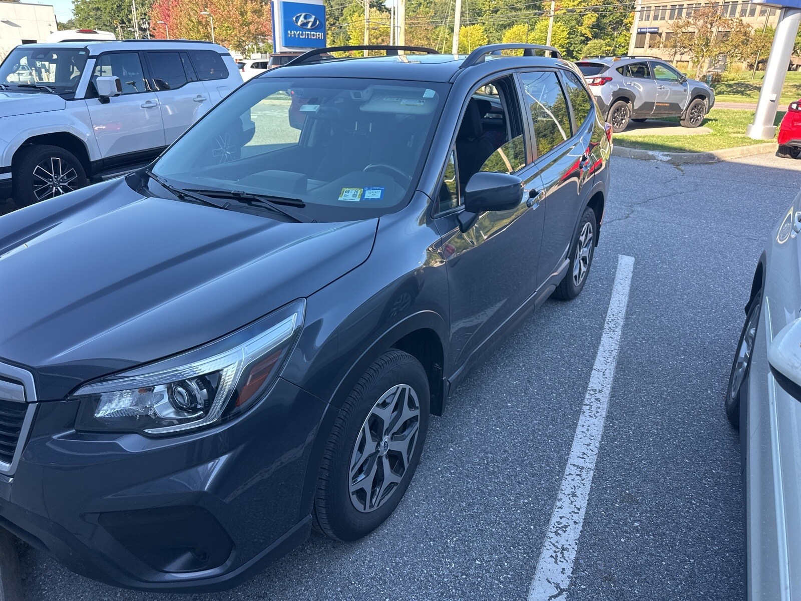 2020 Subaru Forester Premium photo 4