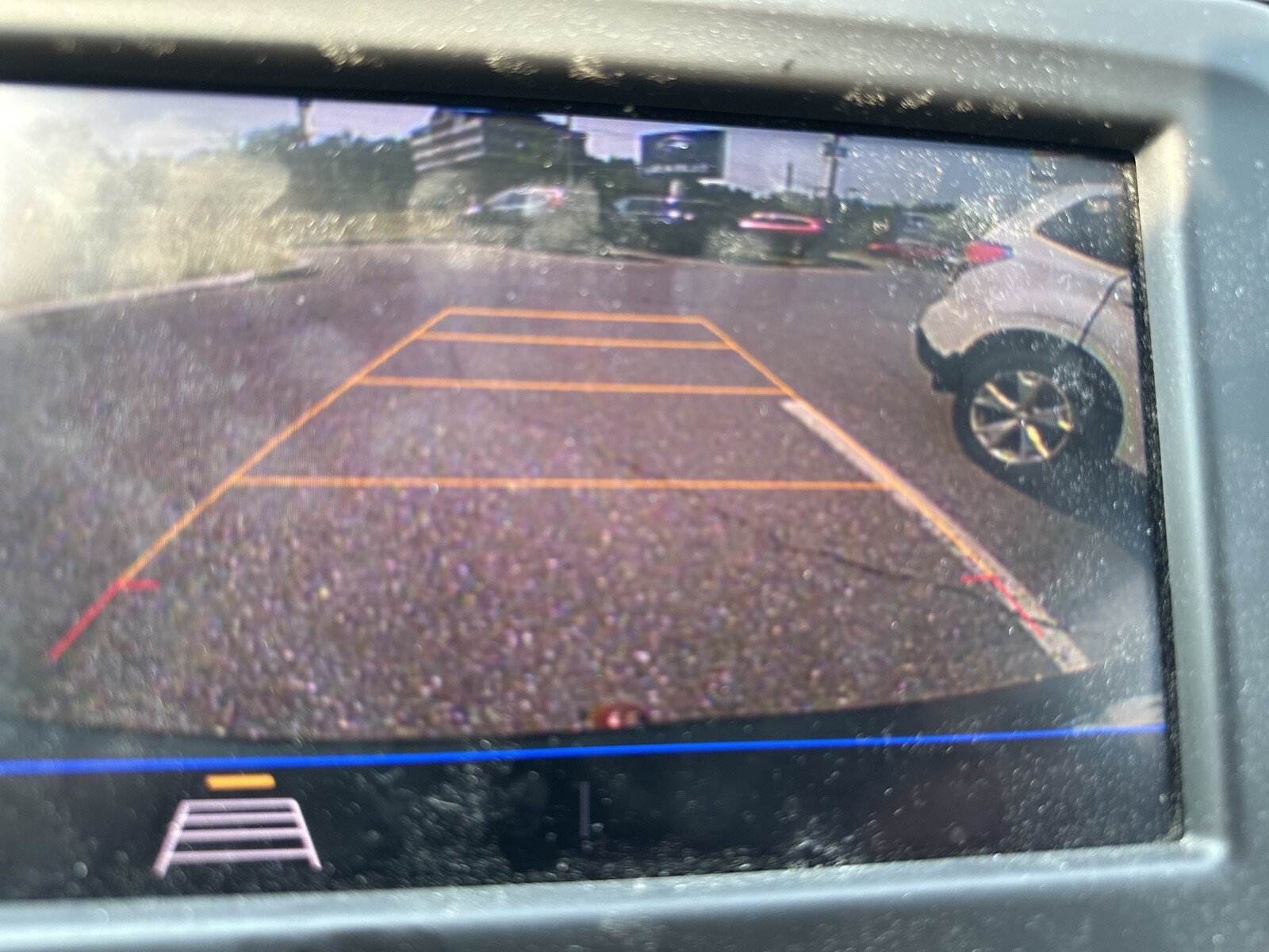 2020 Chevrolet Equinox photo 2