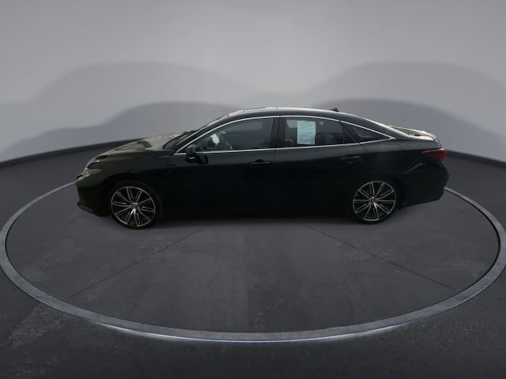Used 2019 Toyota Avalon Sedan