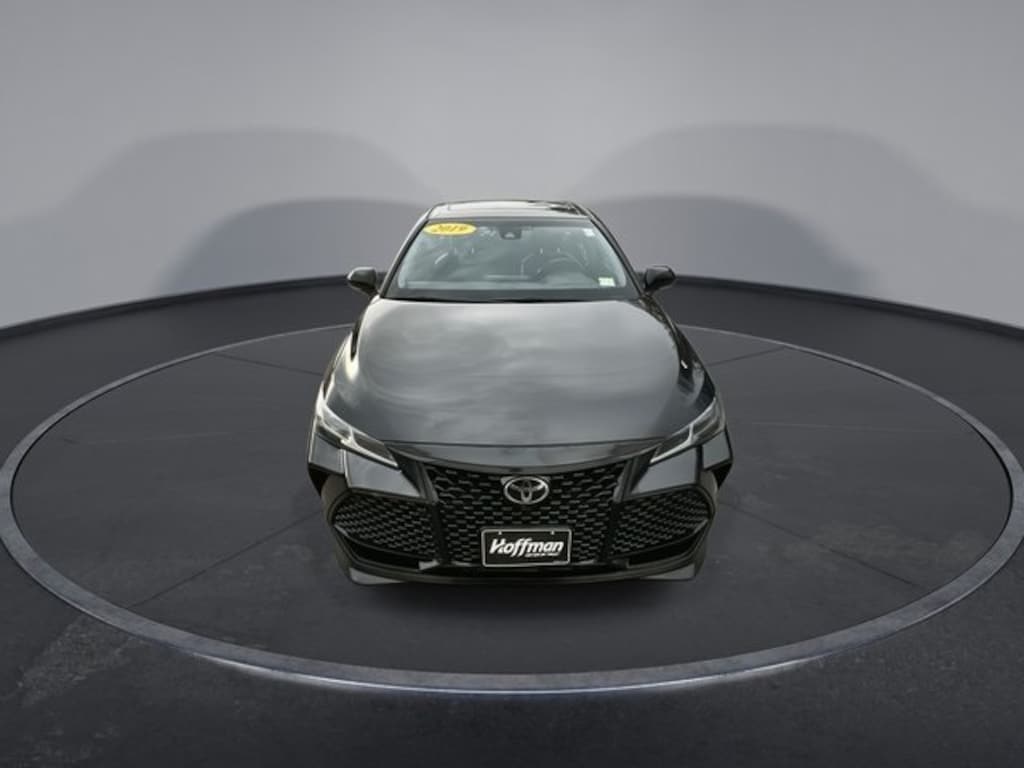 Used 2019 Toyota Avalon Sedan