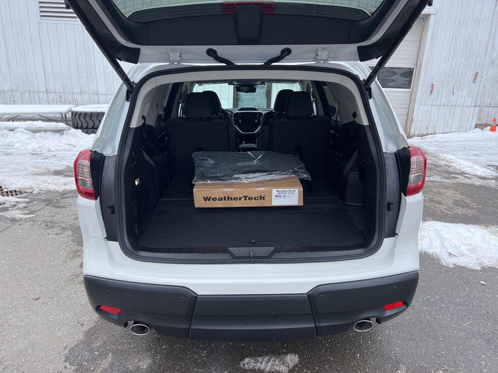 2025 Subaru Ascent Touring - Photo 11