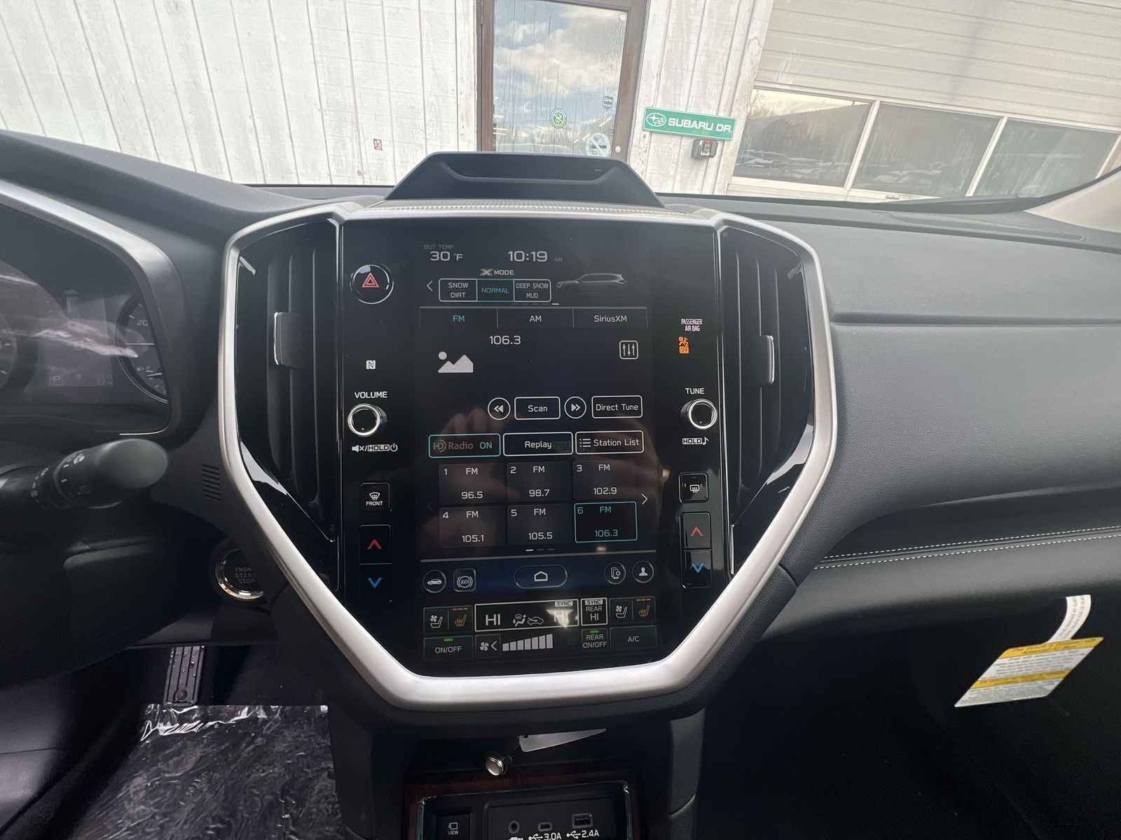 2025 Subaru Ascent Touring - Photo 15