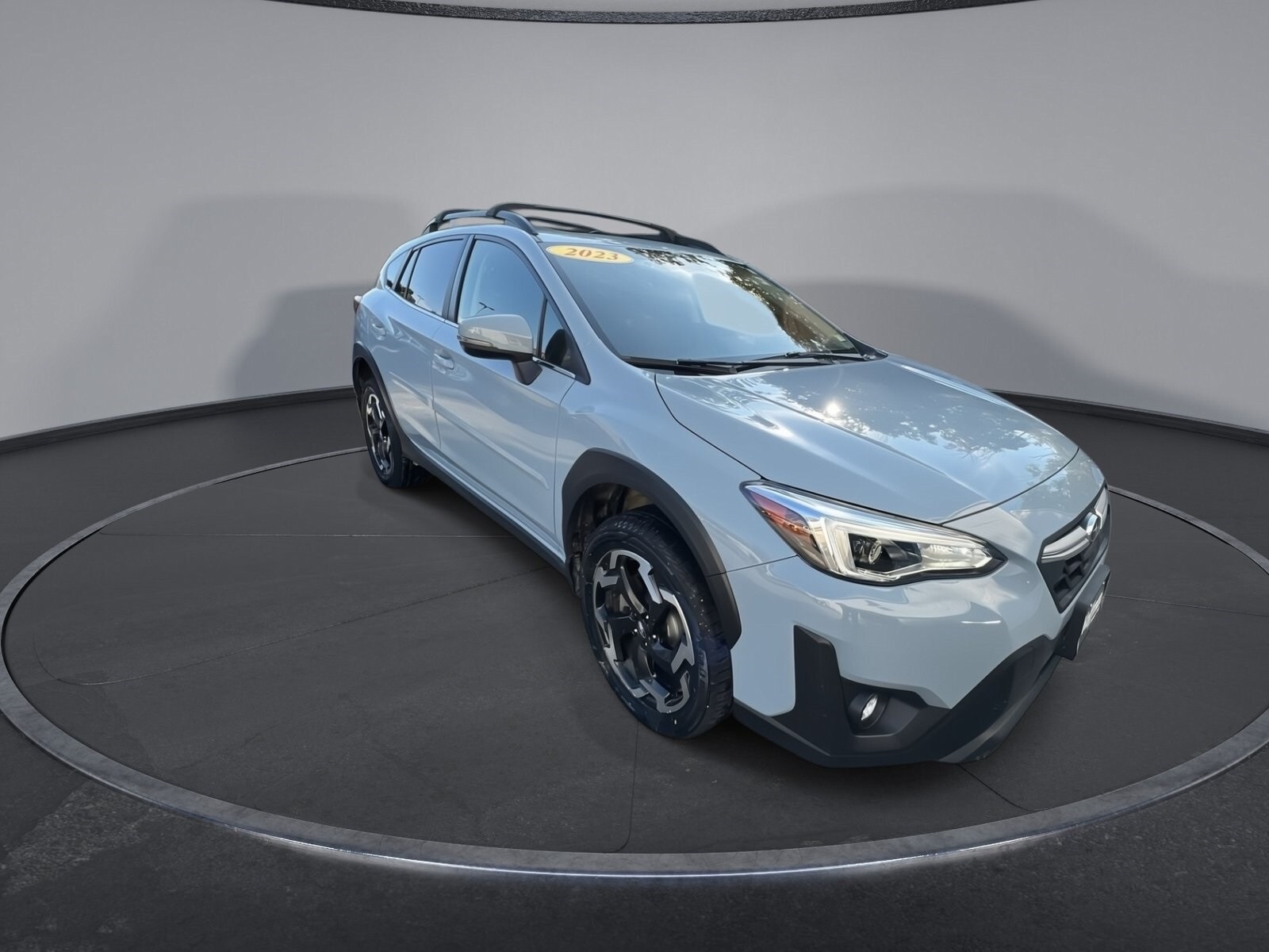 2023 Subaru Crosstrek Limited photo 2