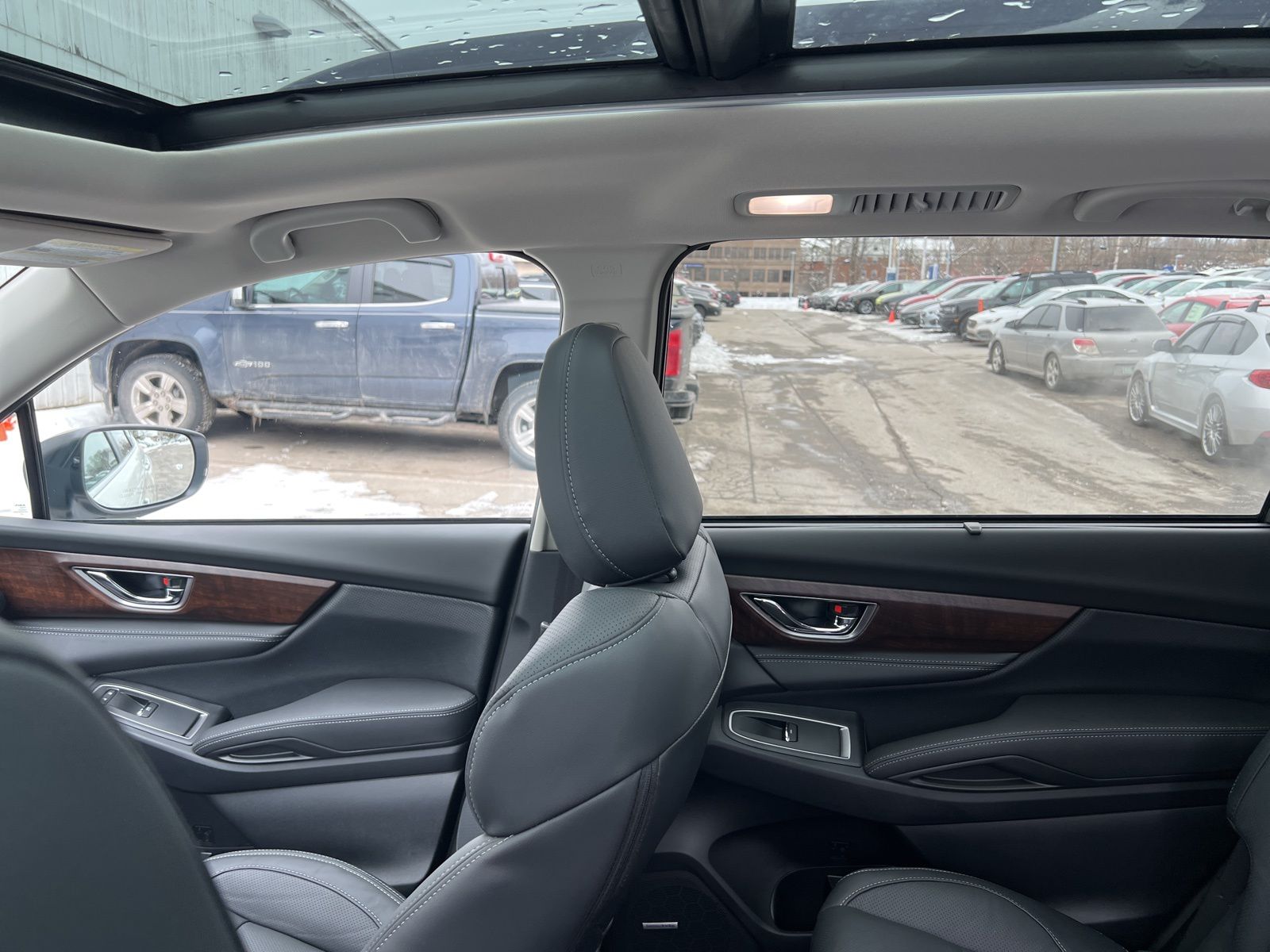 2025 Subaru Ascent Touring - Photo 22