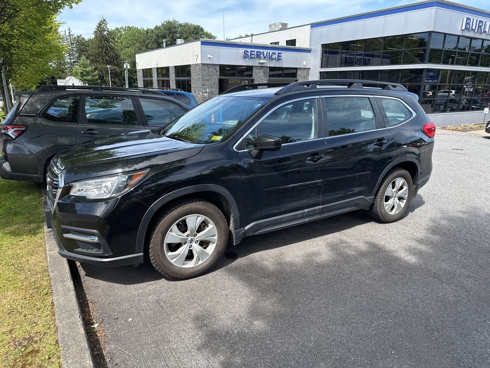 2021 Subaru Ascent Base photo 2