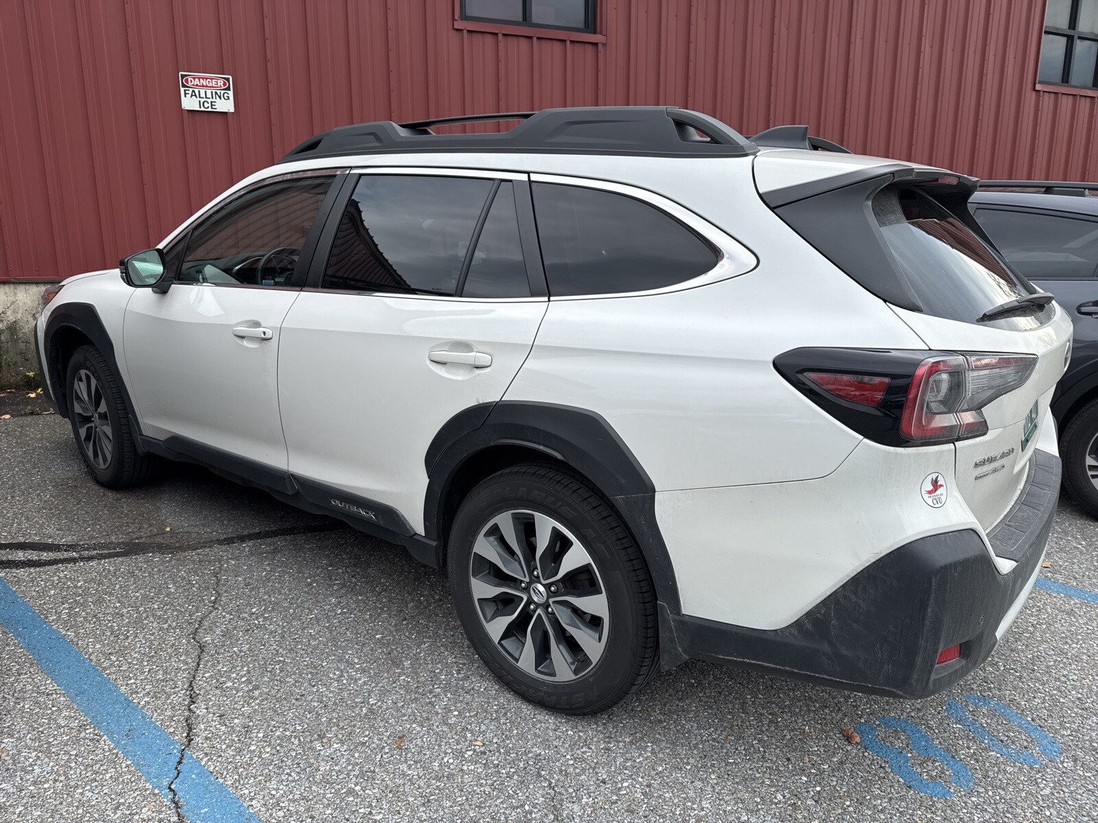 2023 Subaru Outback Limited photo 3