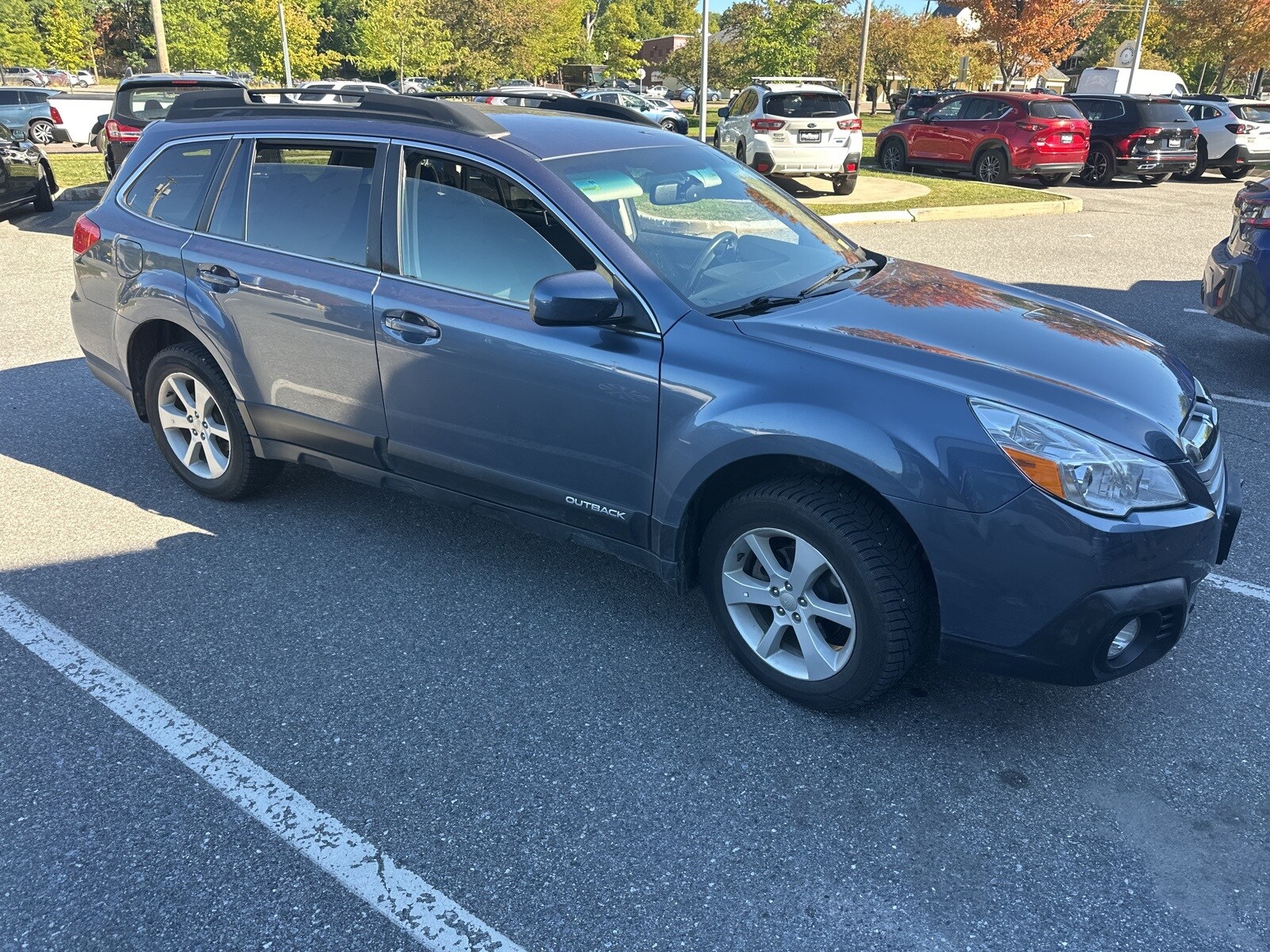 2014 Subaru Outback 2.5i Premium photo 2