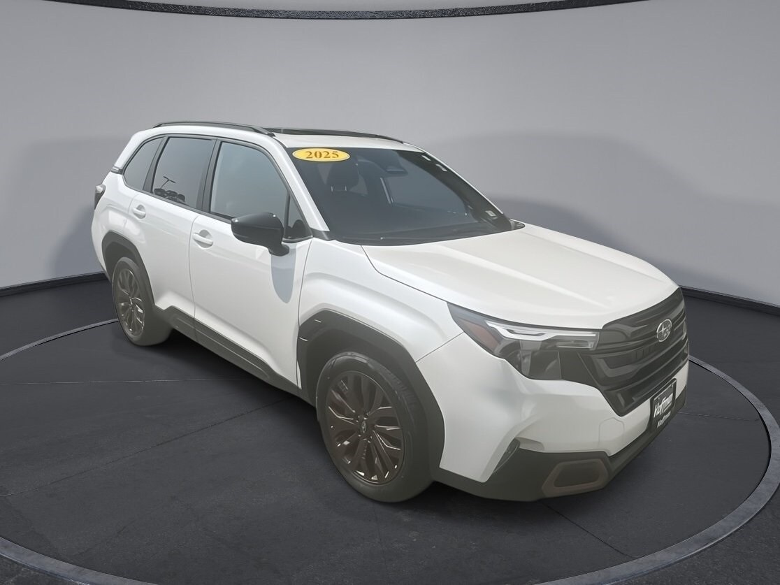 2025 Subaru Forester Sport photo 2