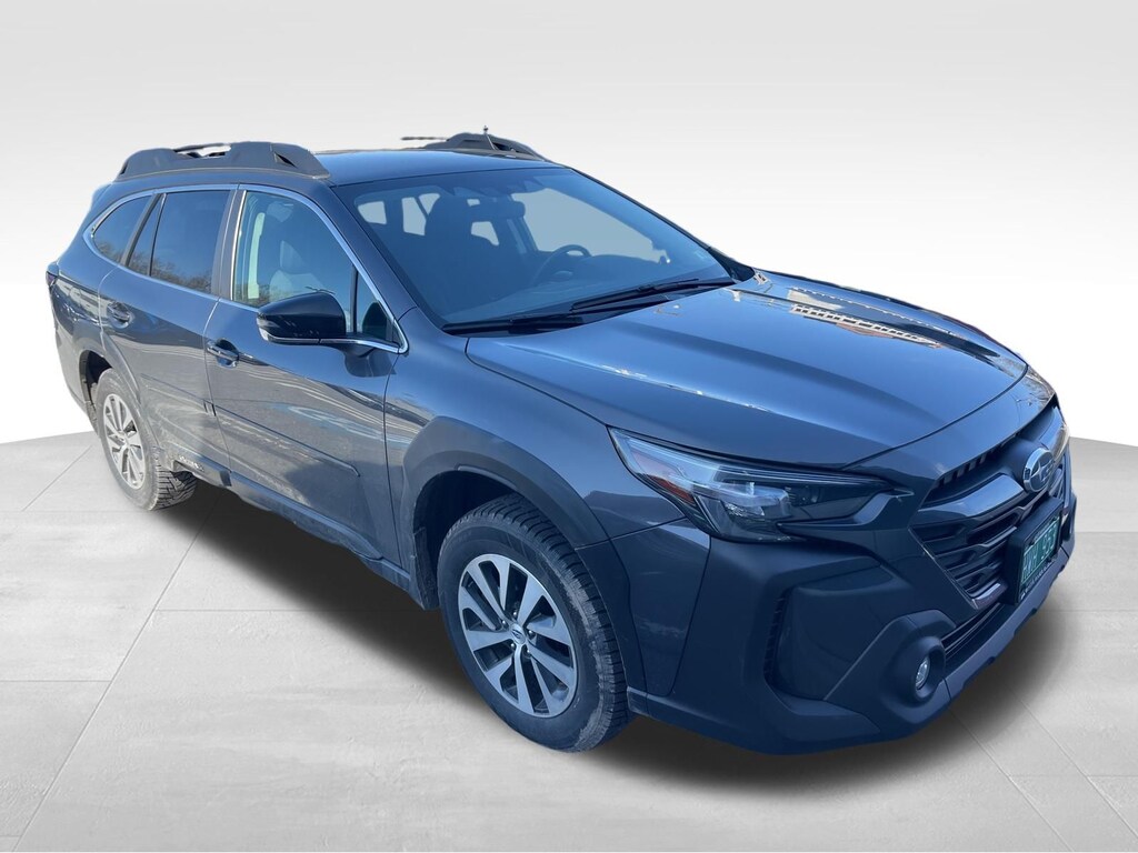Used 2023 Subaru Outback Premium SUV