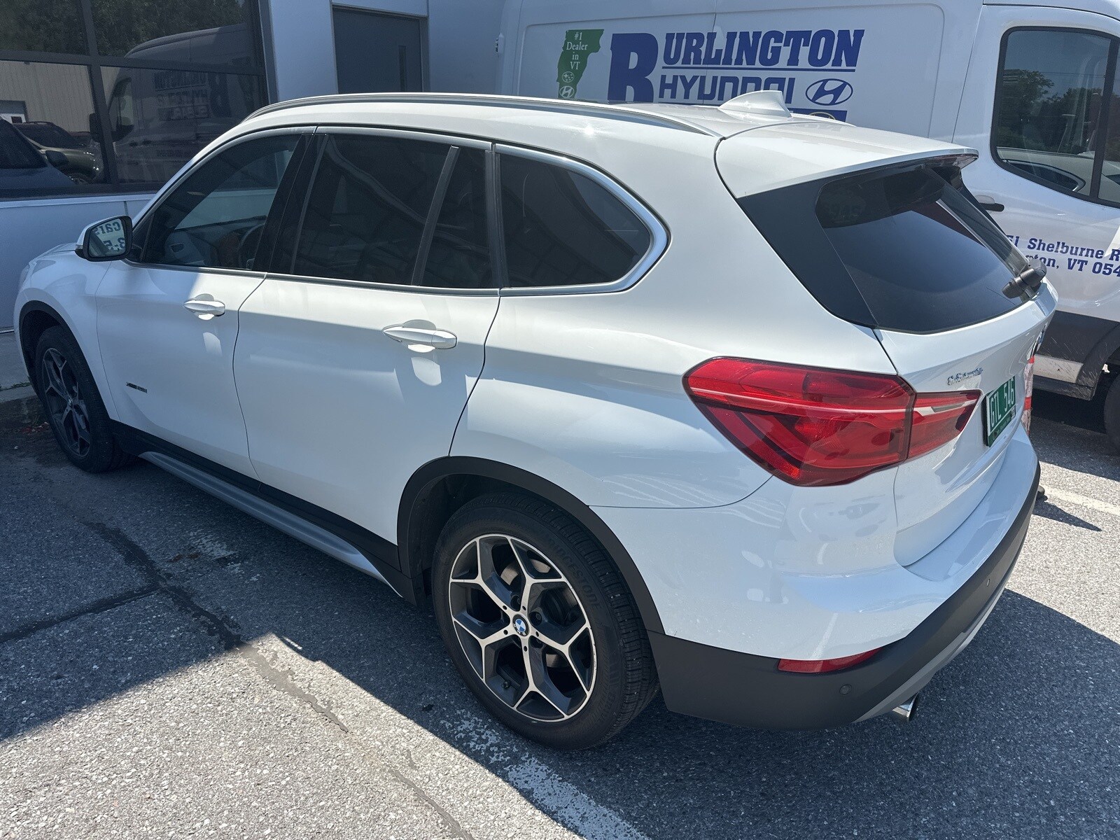 2016 Bmw X1 XDrive28i photo 2