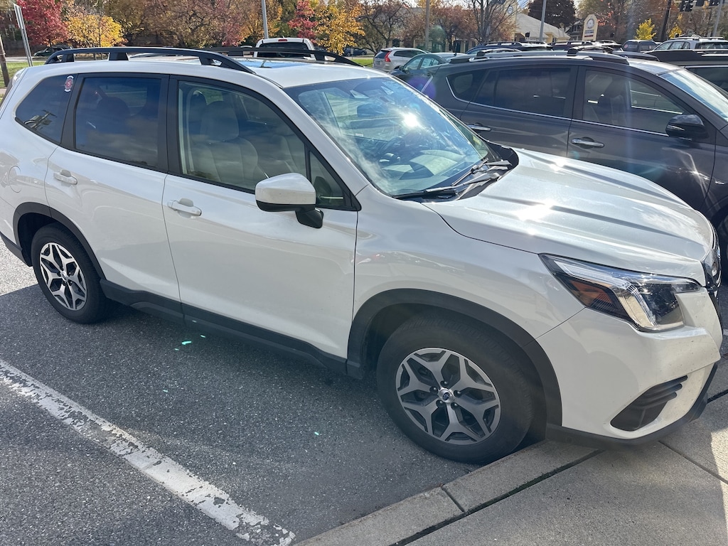 Used 2023 Subaru Forester Premium SUV