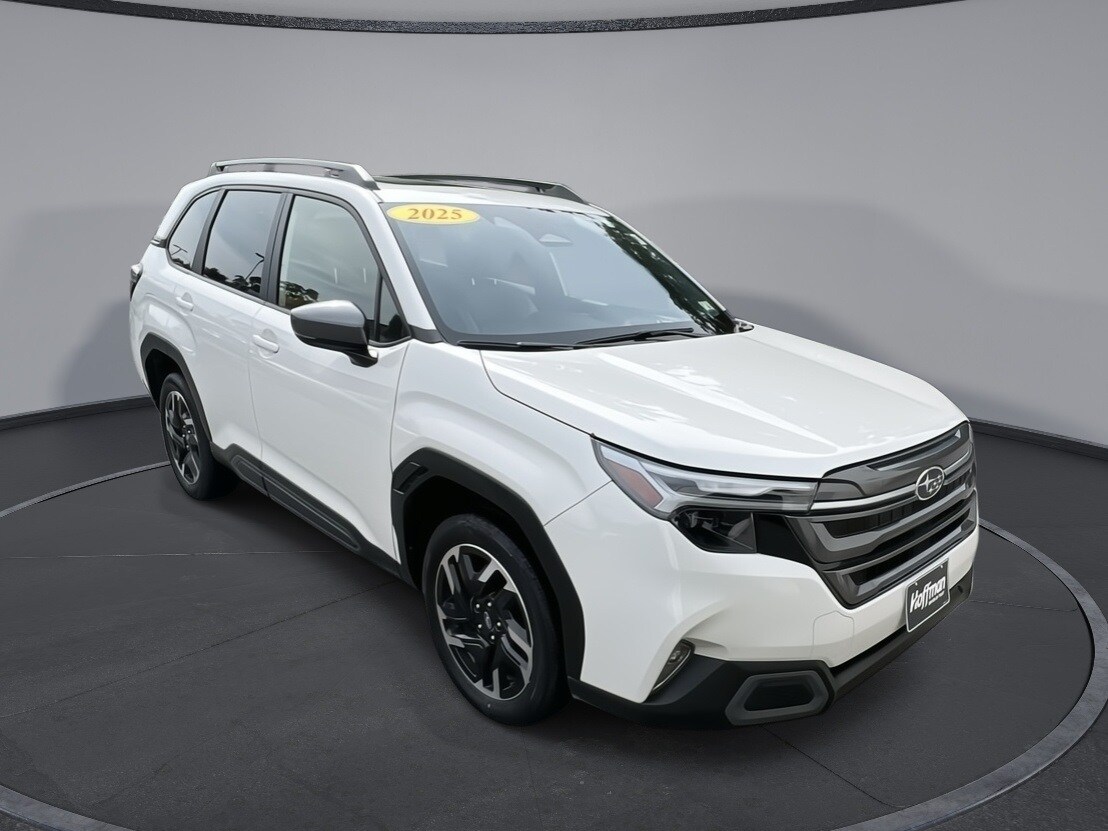 2025 Subaru Forester Limited photo 2