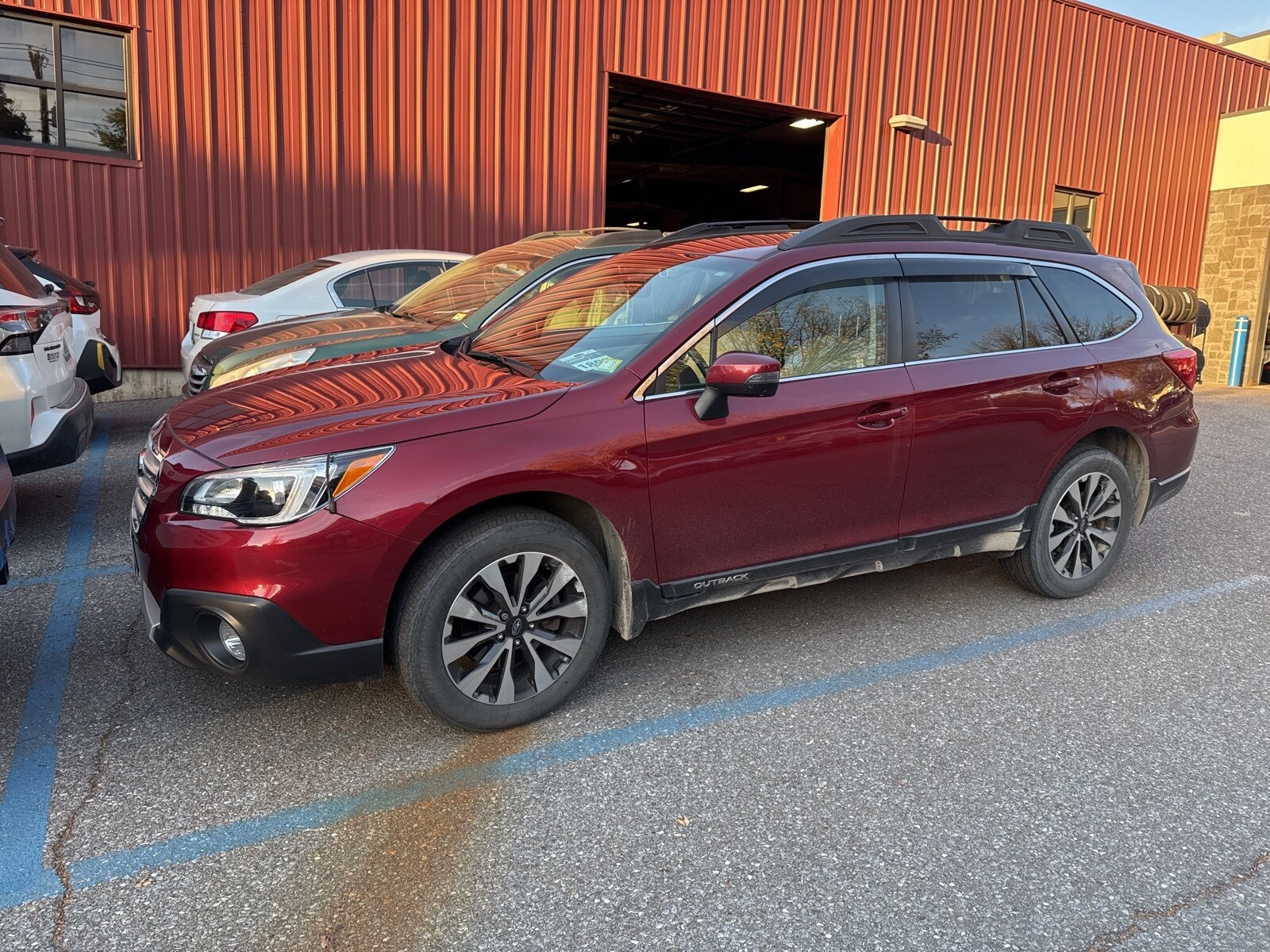 2016 Subaru Outback 2.5i Limited photo 3