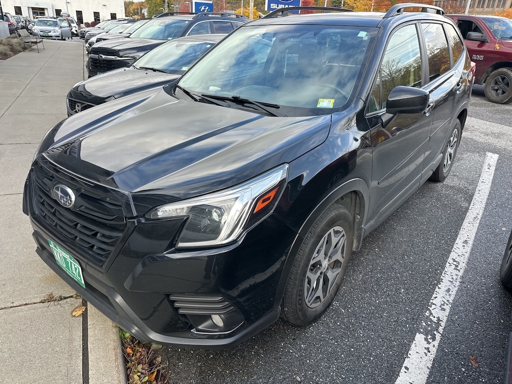 Used 2023 Subaru Forester Premium SUV