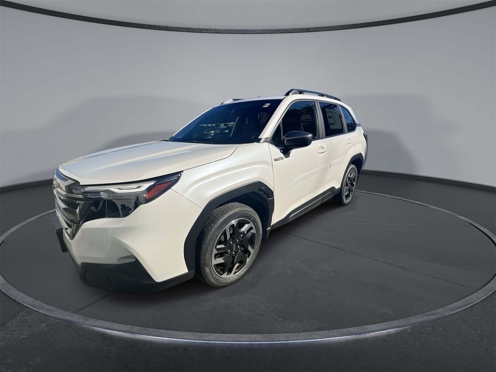 2025 Subaru Forester Premium photo 4