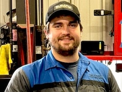 Staff member Andrew R from 8c53438f70cd