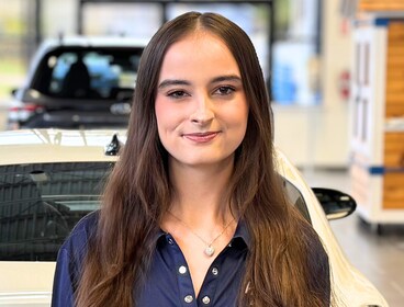 Staff member Kylie Bessette from a6cd25e0a23f