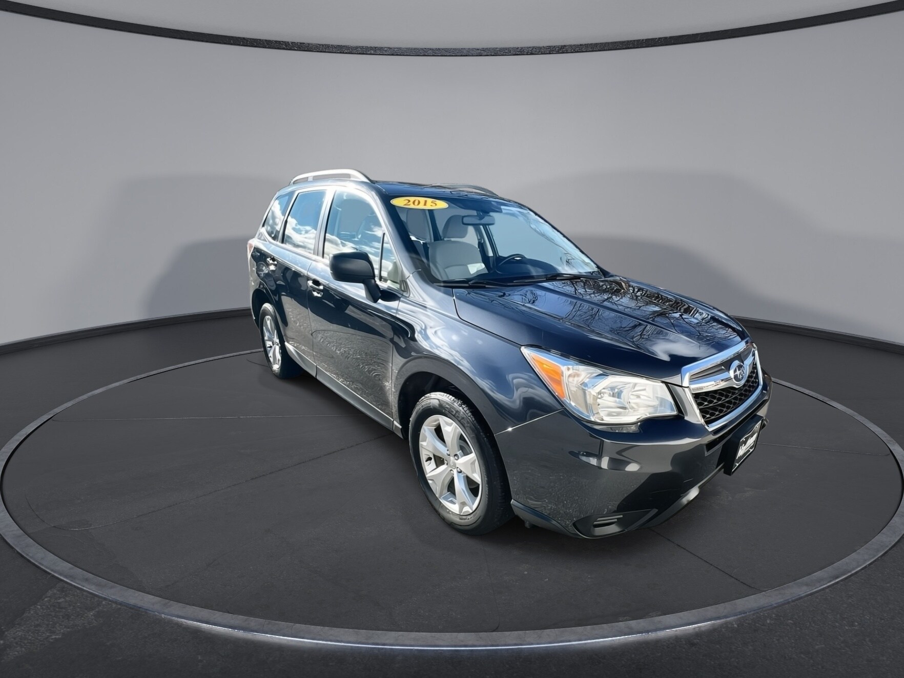 2015 Subaru Forester 2.5i photo 2