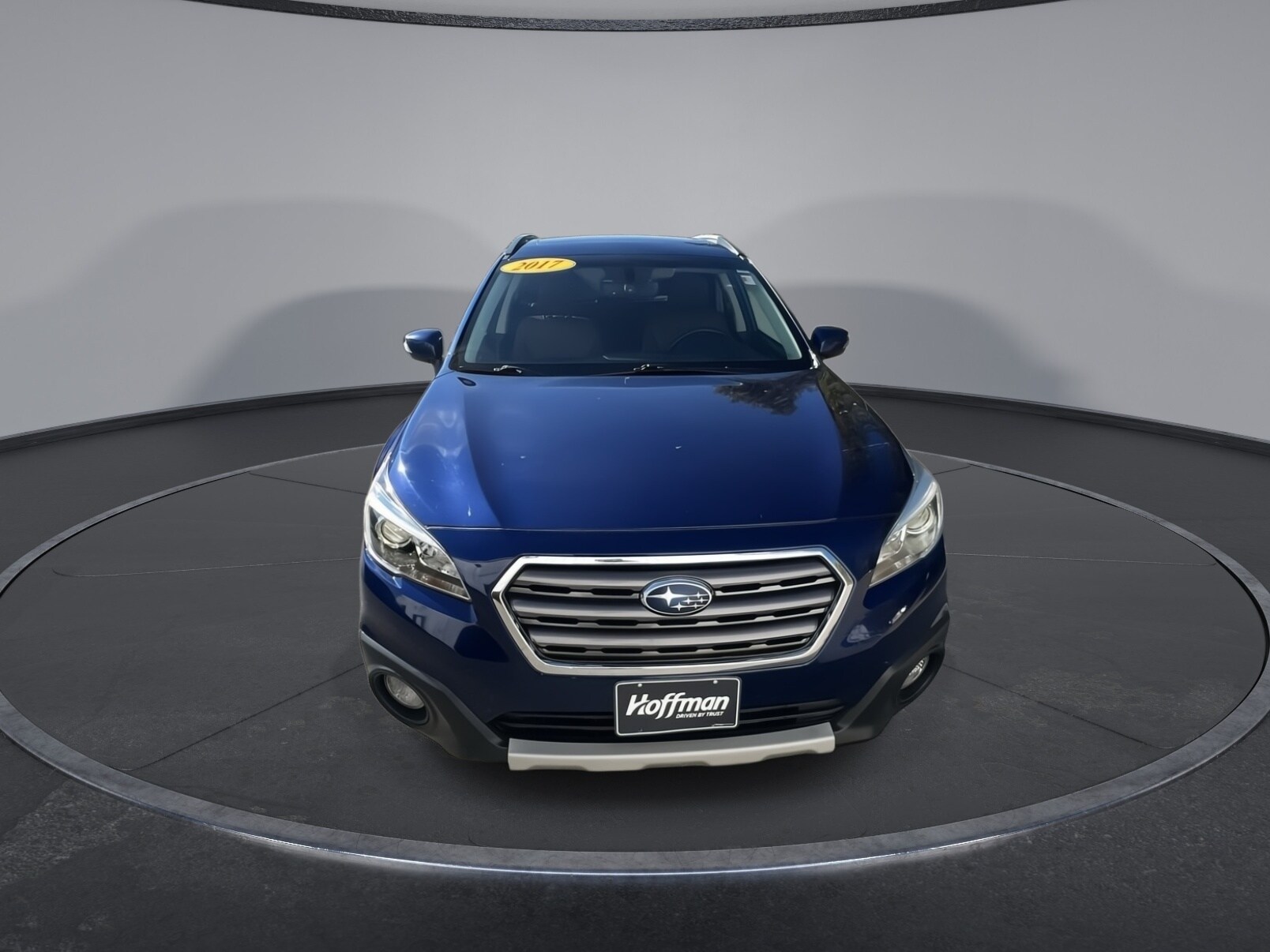 2017 Subaru Outback 2.5i Touring photo 3