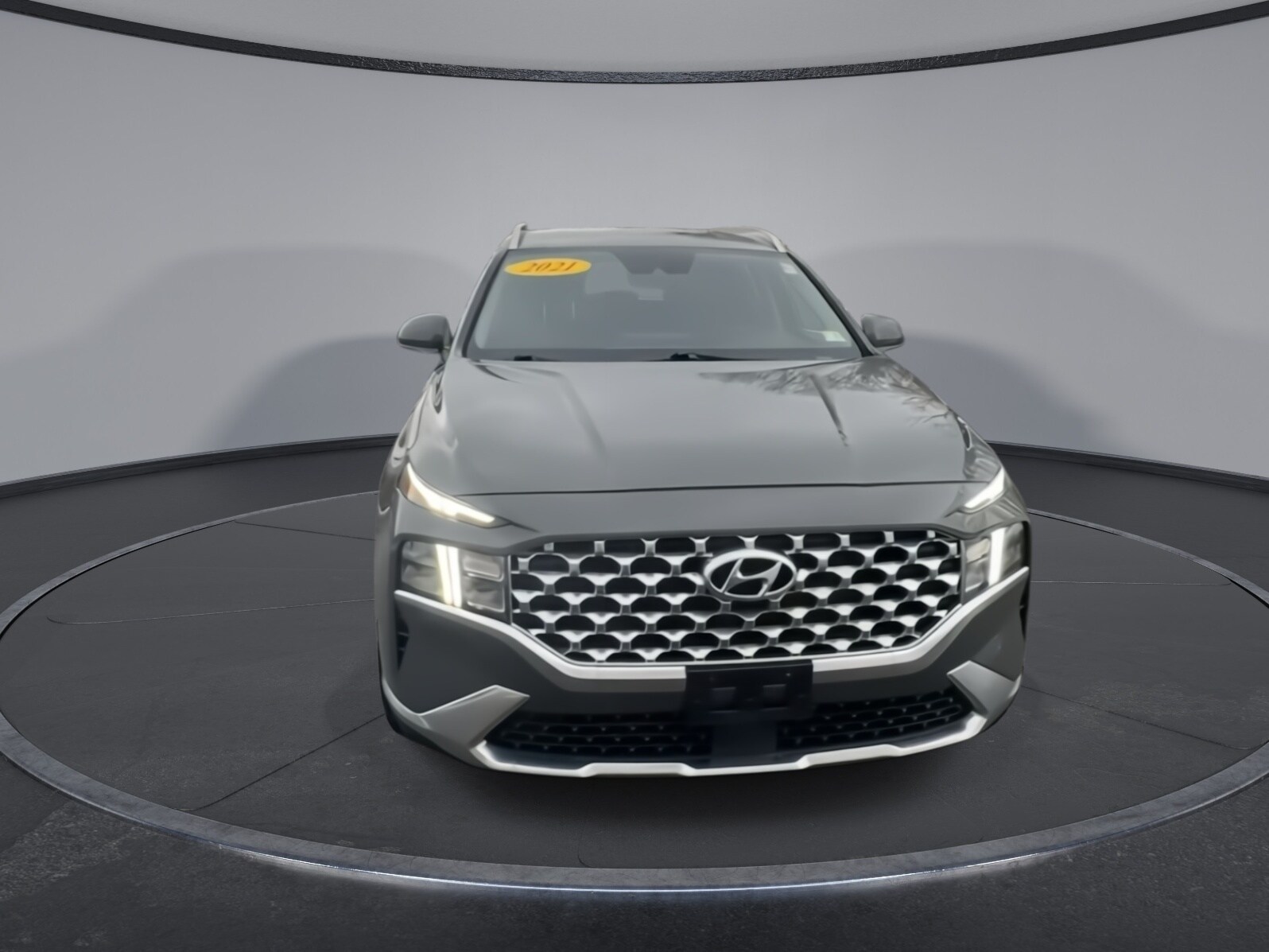 2021 Hyundai Santa Fe SEL photo 2