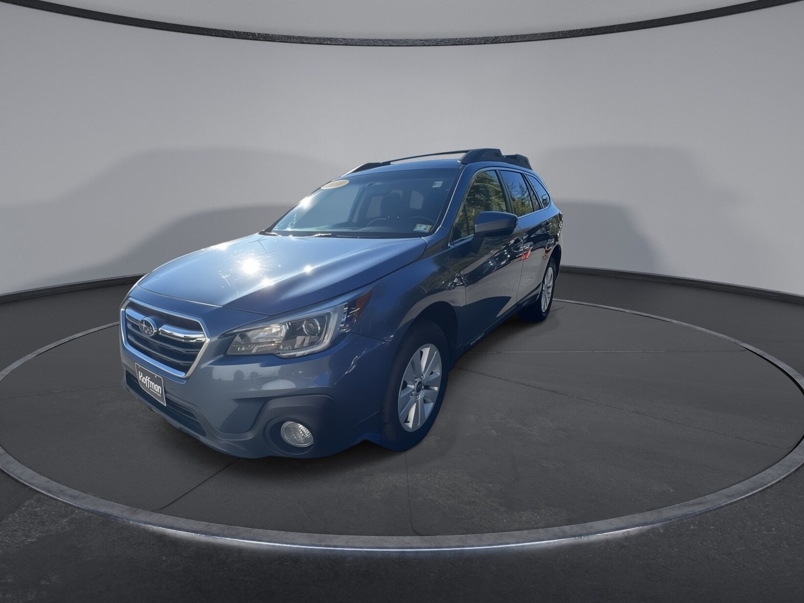 2018 Subaru Outback 2.5i Premium photo 3