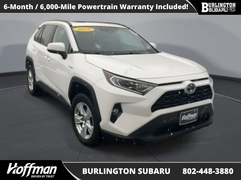 2021 Toyota RAV4 XLE's photo