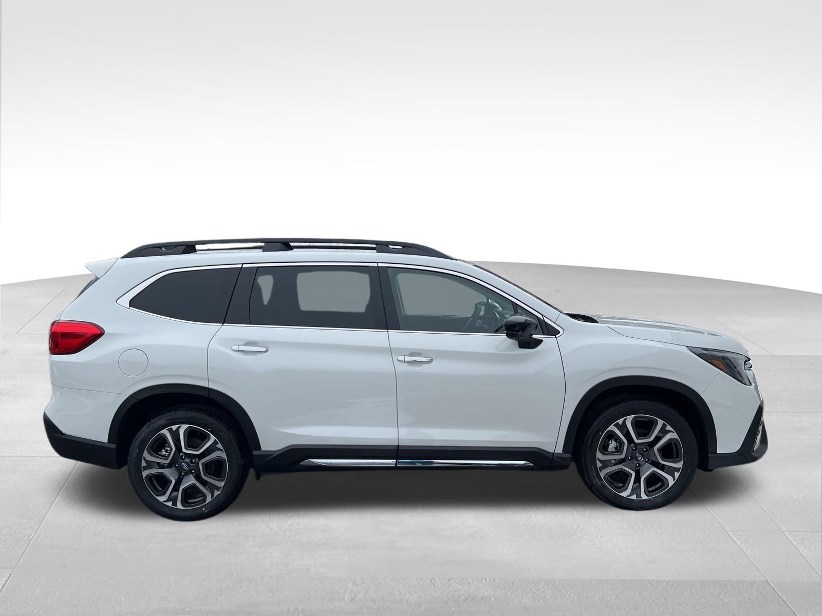 2025 Subaru Ascent Touring - Photo 10