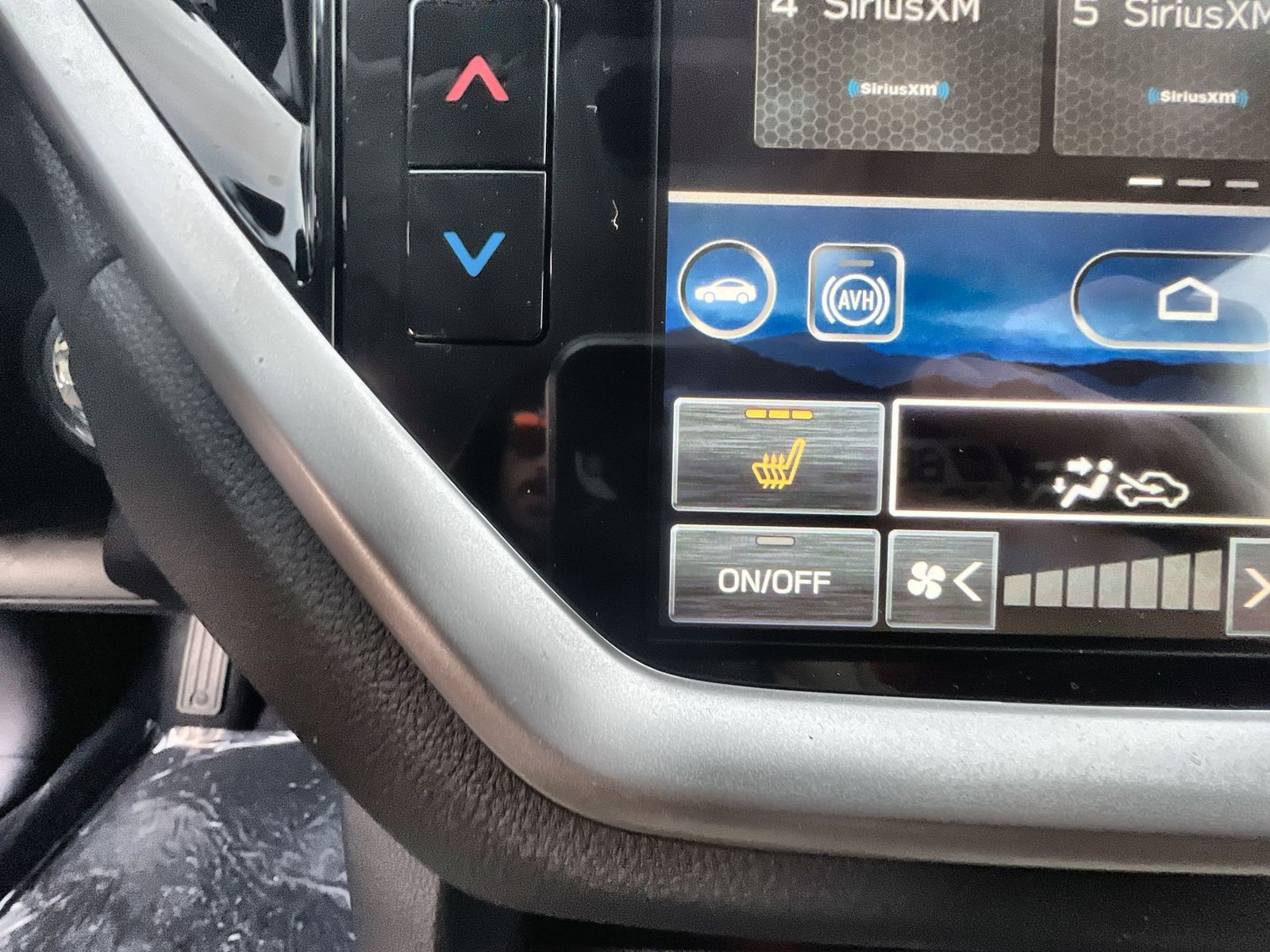 2025 Subaru Ascent Limited - Photo 24