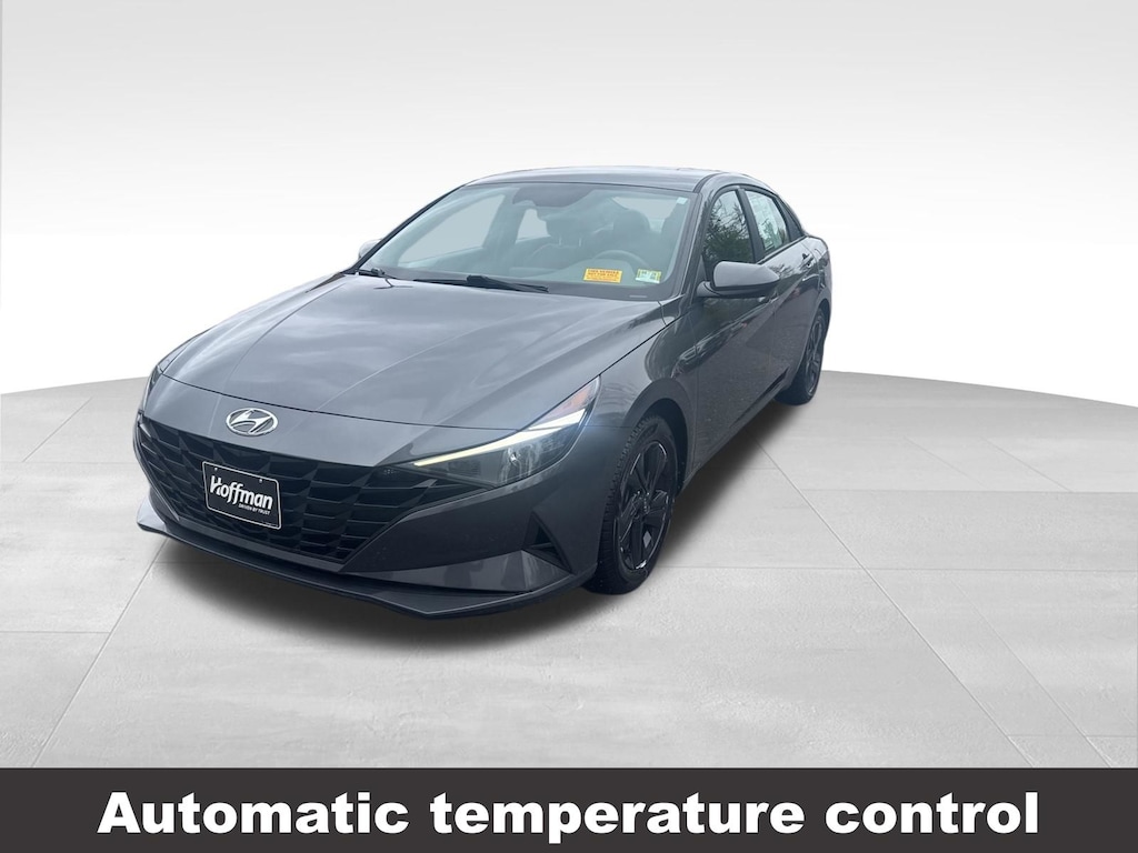 Used 2023 Hyundai Elantra SEL Sedan