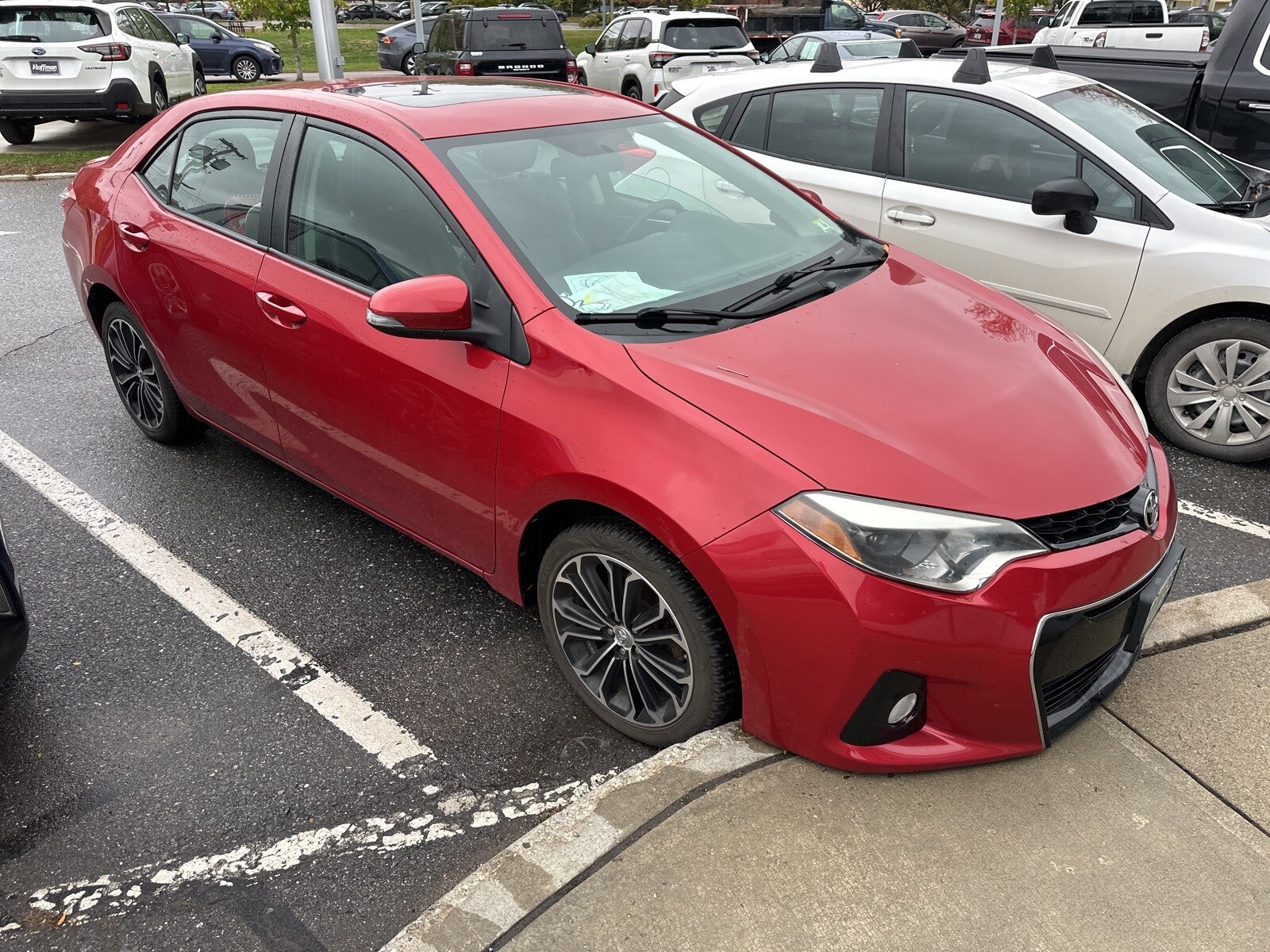 2014 Toyota Corolla S photo 2