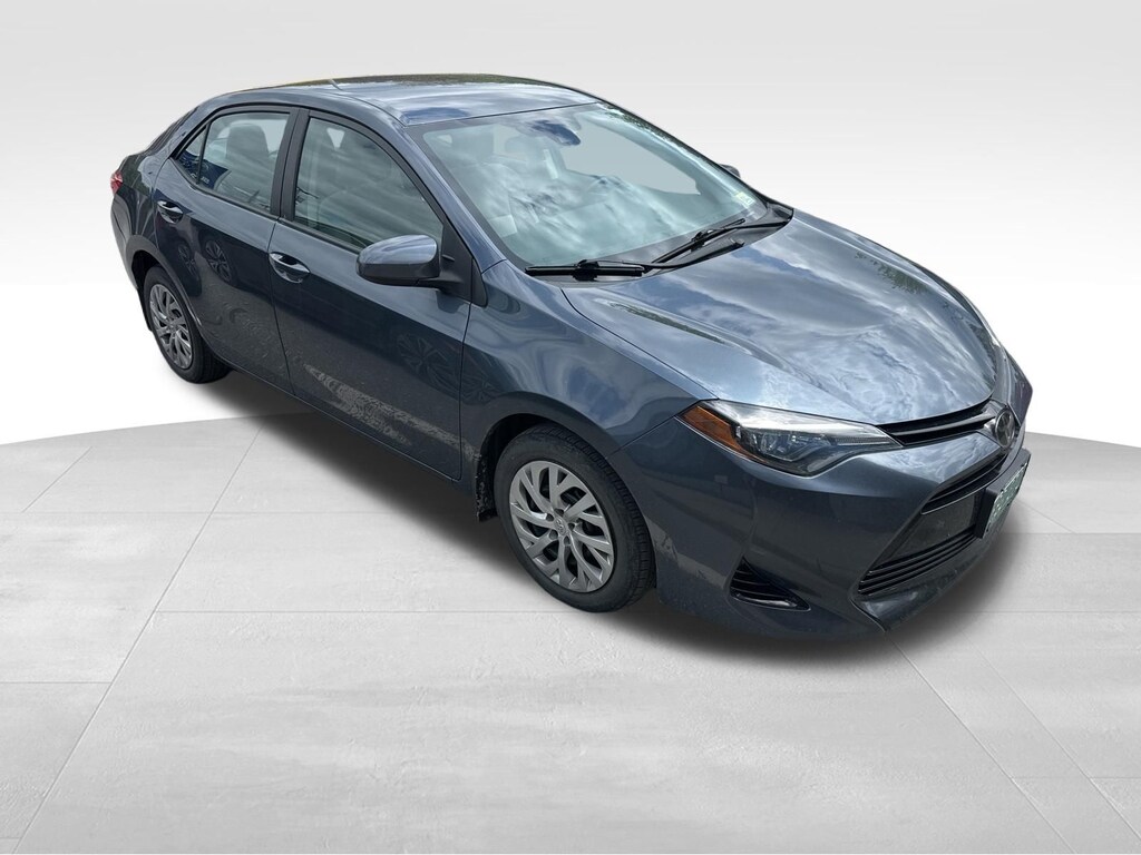 Used 2018 Toyota Corolla LE Sedan