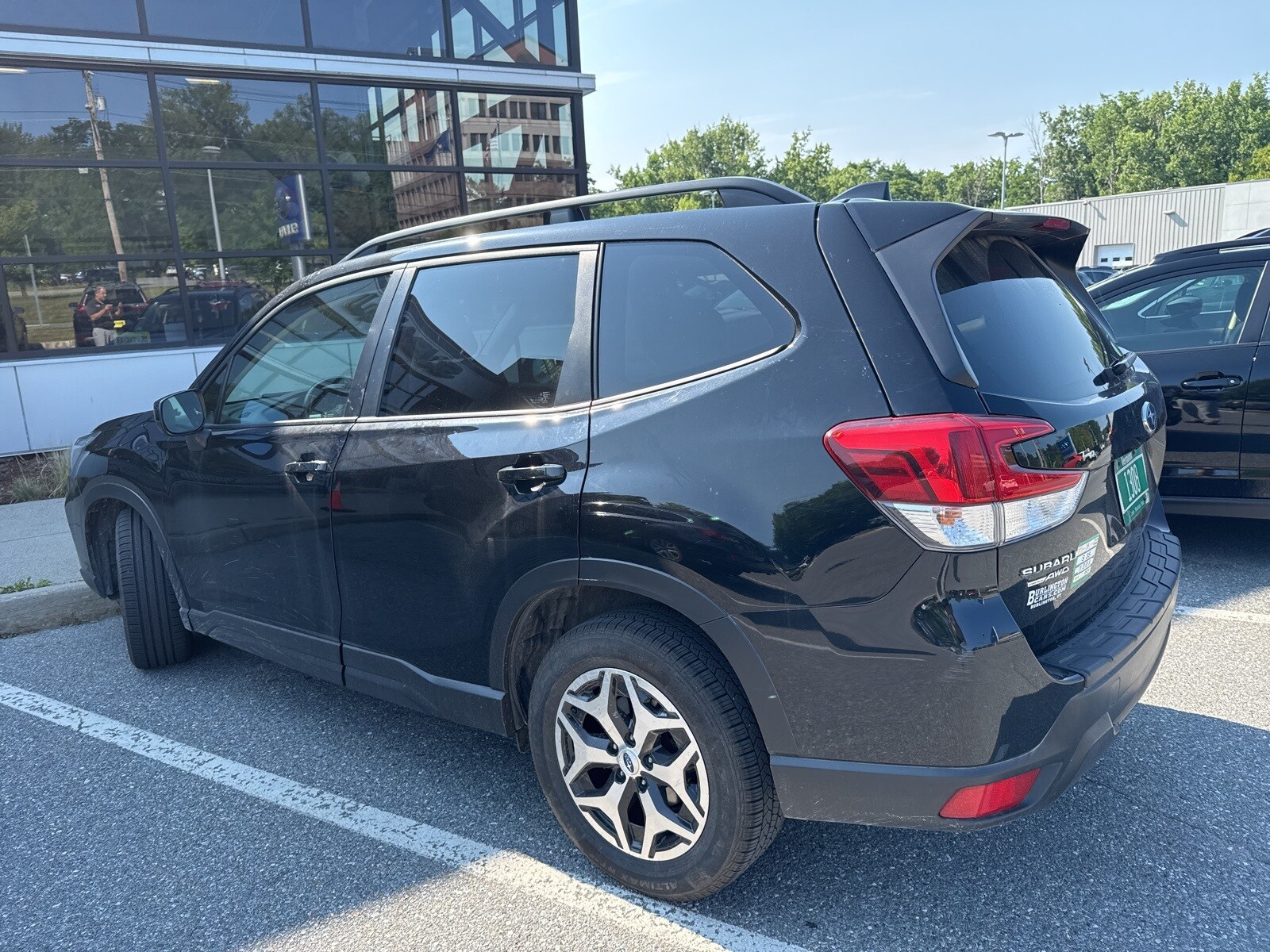 2019 Subaru Forester Premium photo 3