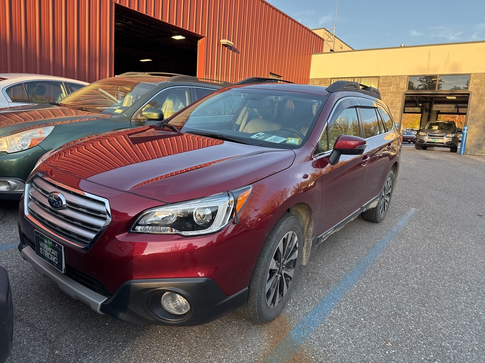 2016 Subaru Outback 2.5i Limited photo 4