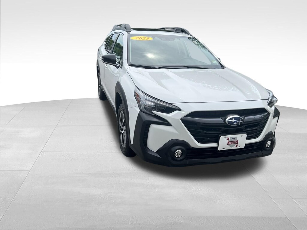 Used 2025 Subaru Outback Premium SUV