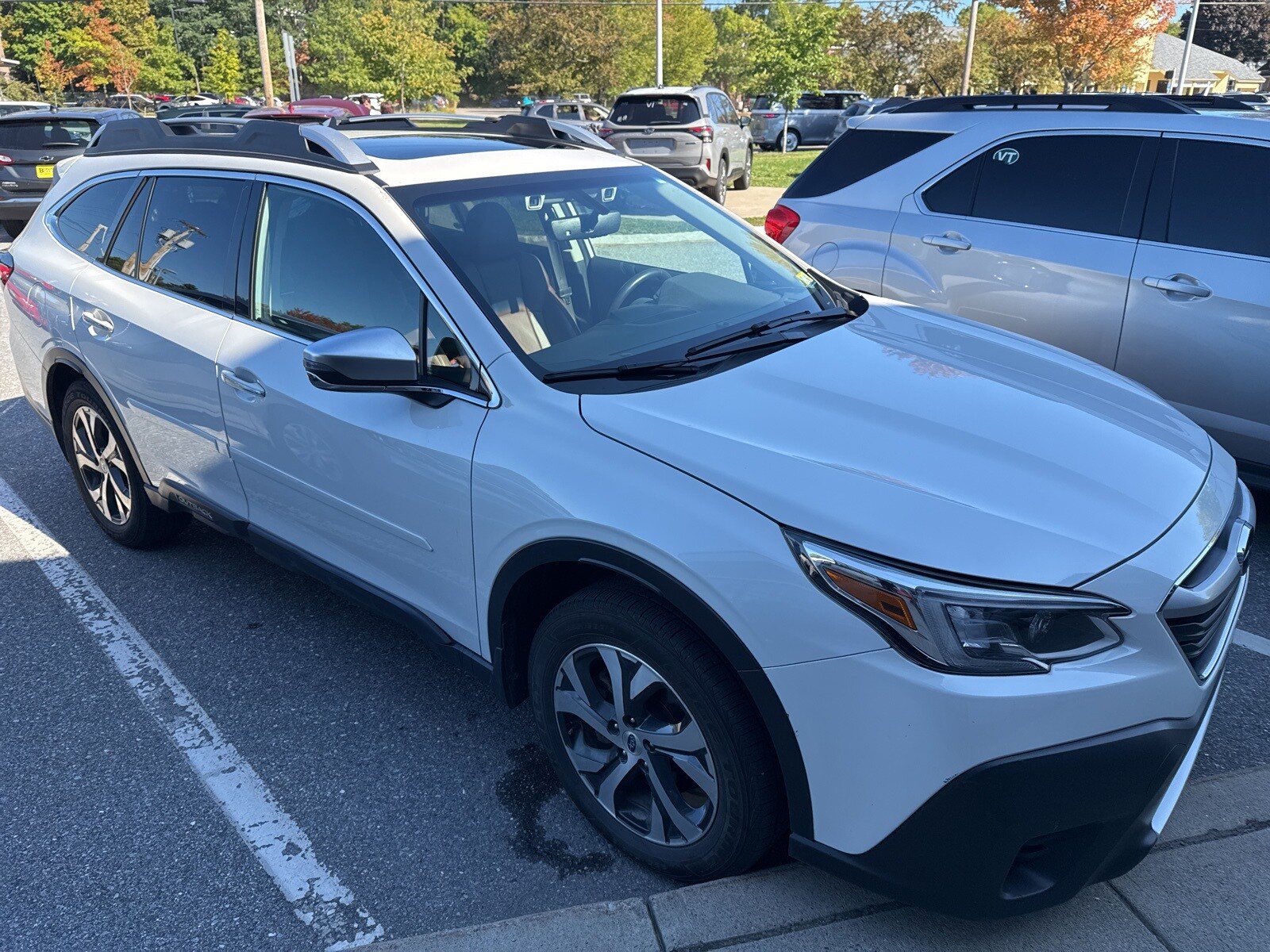 2022 Subaru Outback Touring XT photo 2