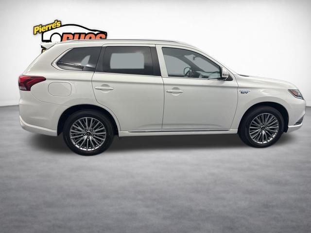 2021 Mitsubishi Outlander GT - Photo 9