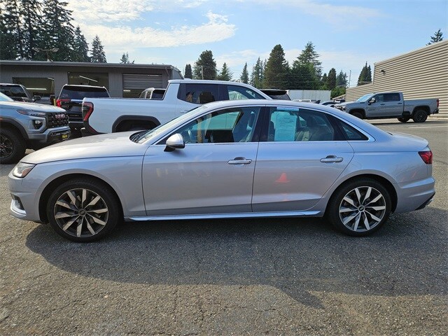 2022 Audi A4 40 Premium photo 2