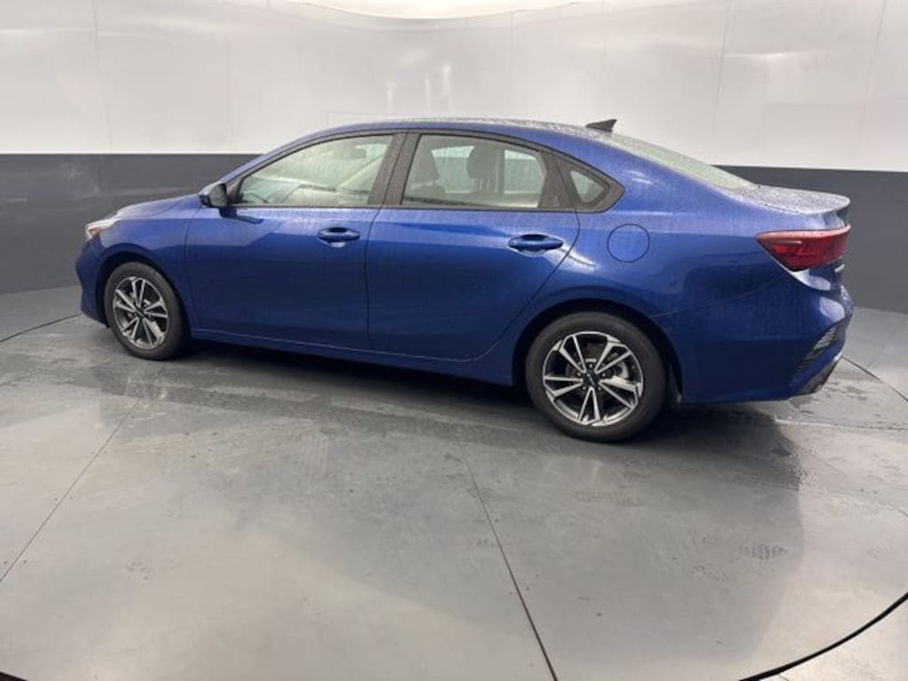 Used 2023 Kia Forte LXS Sedan